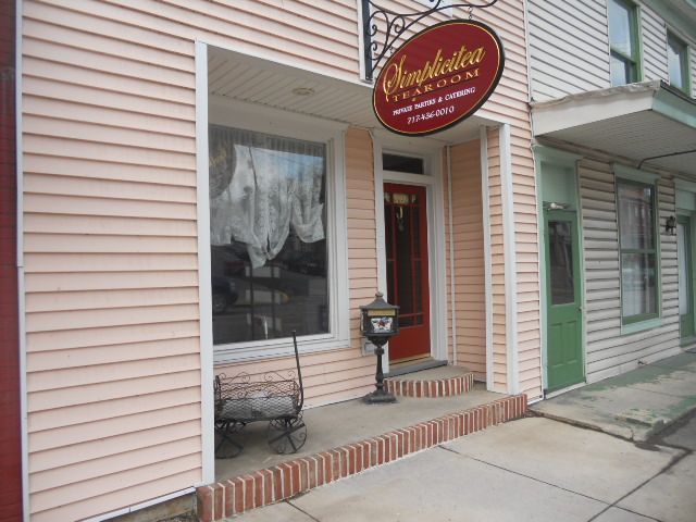 44 N Main St, Mifflintown, PA 17059